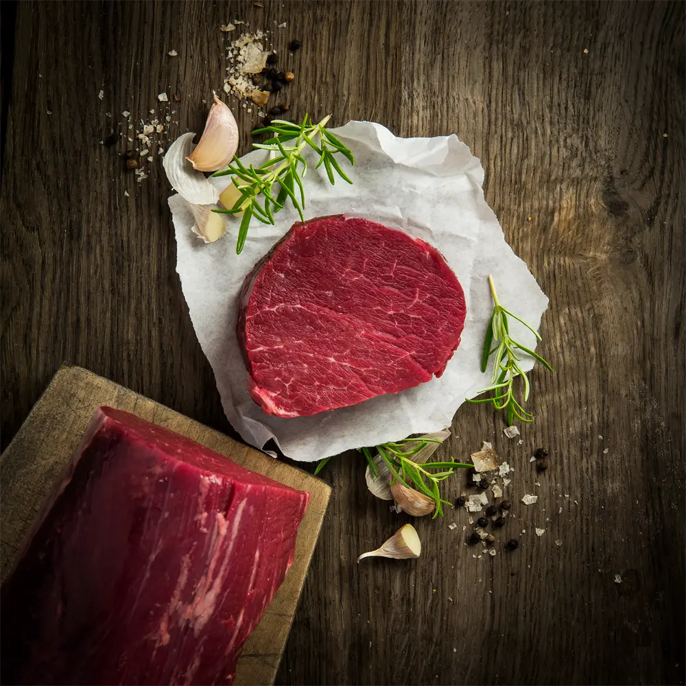 Exklusives ÖBERIO Hofgenau Rindfleisch von regionalen Jungstieren